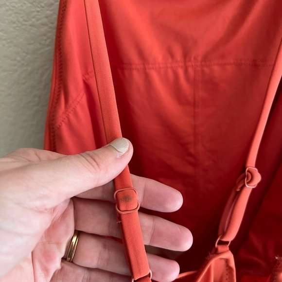 Old navy rust orange high neck tankini bikini top swimsuit bathing suit - Picture 3 of 5